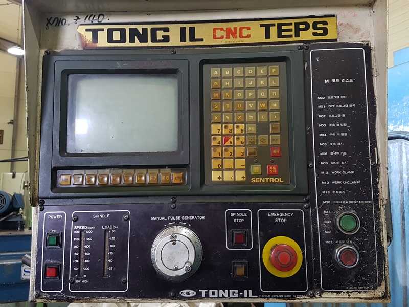 통일중공업 통일쌍축CNC선반 TNL-80V2 1990년 �߰���